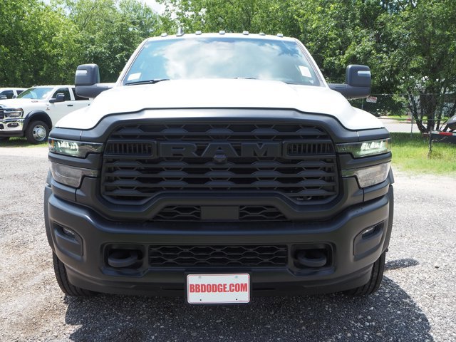 New 2025 RAM 5500 Tradesman image 3