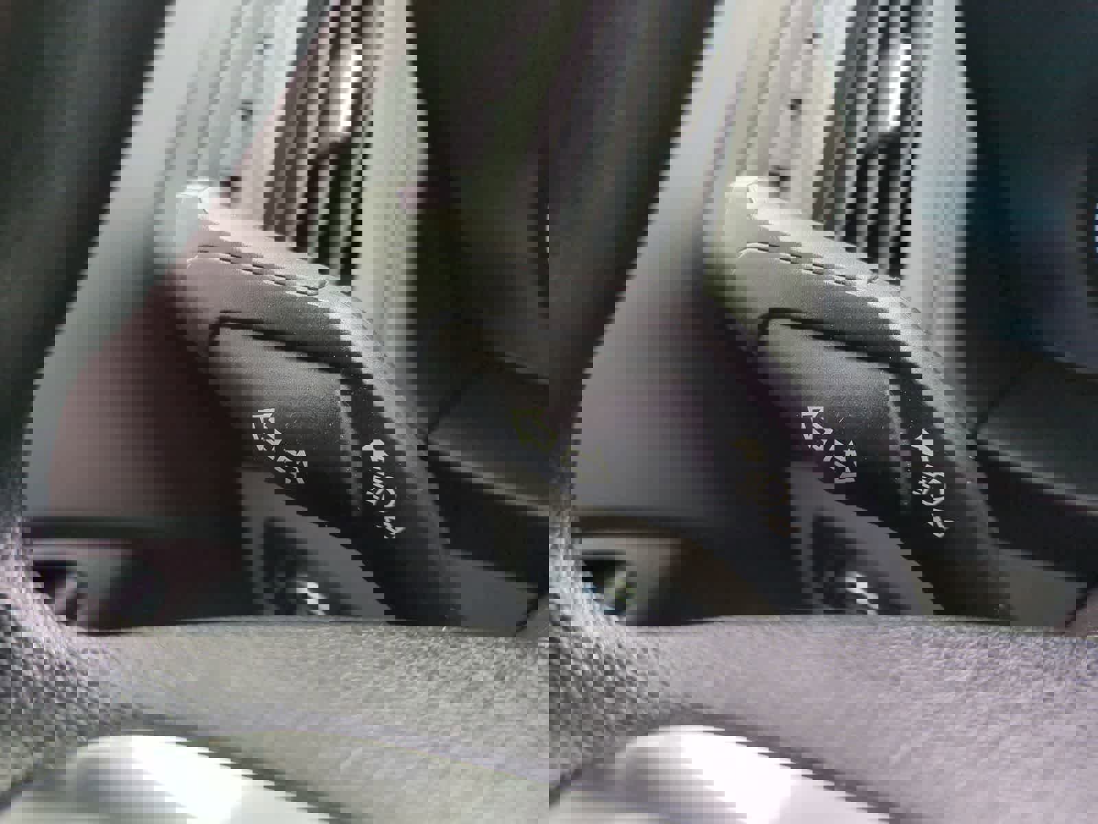 Used 2020 Ford Transit Connect XL image 23