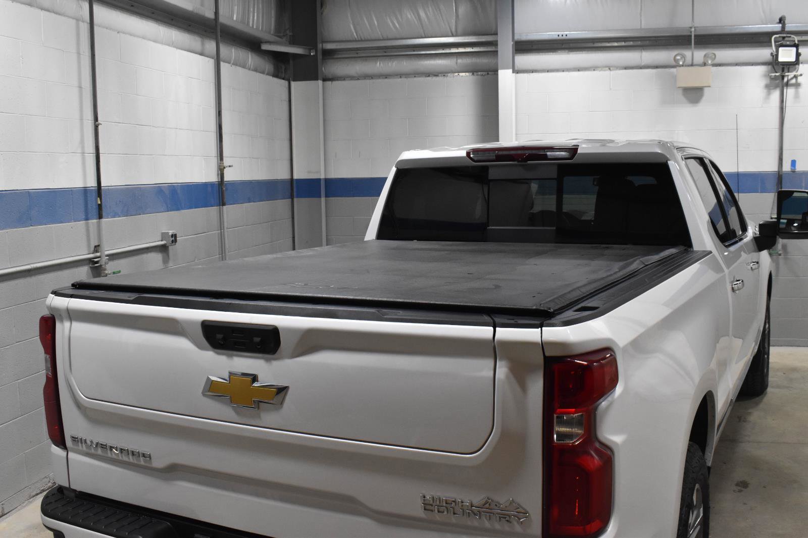 Used 2023 Chevrolet Silverado 1500 High Country w/ Max Trailering Package image 28