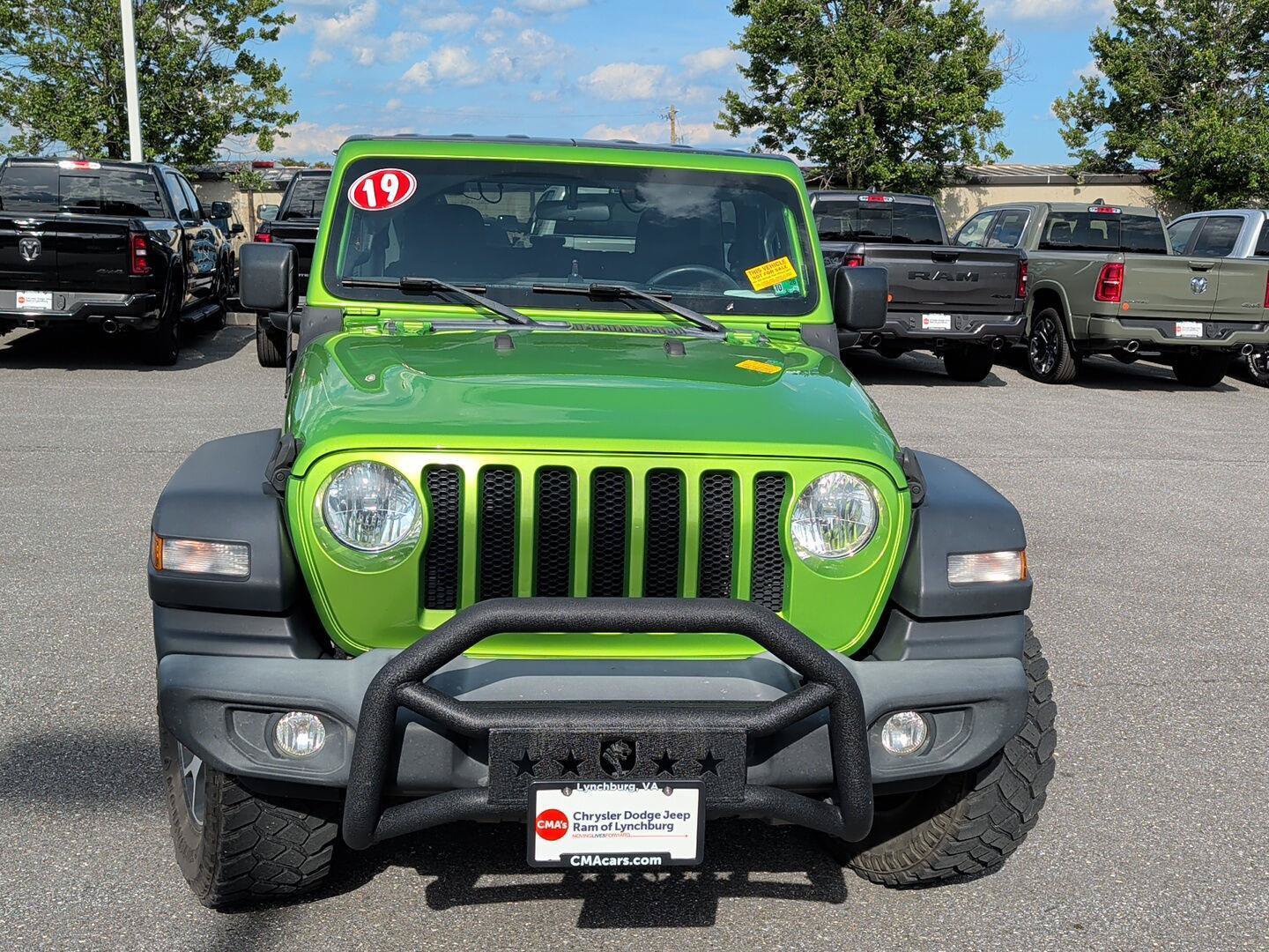 Used 2019 Jeep Wrangler Sport AWD/4WD image 2