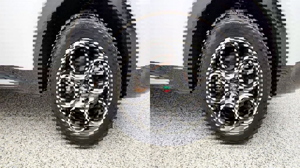 Used 2024 Alfa Romeo Tonale Ti image 13