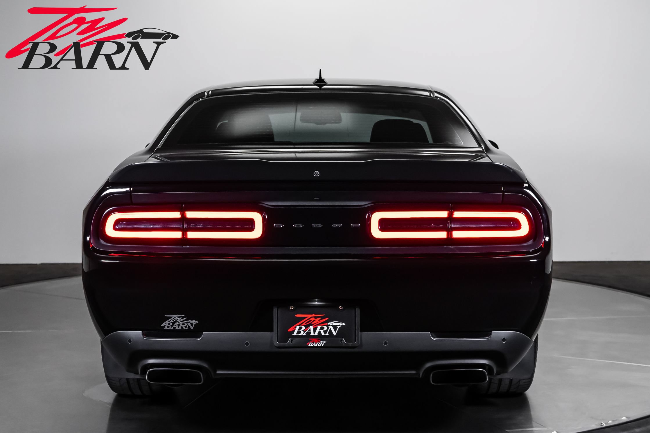 Used 2023 Dodge Challenger R/T w/ Plus Package RWD image 4