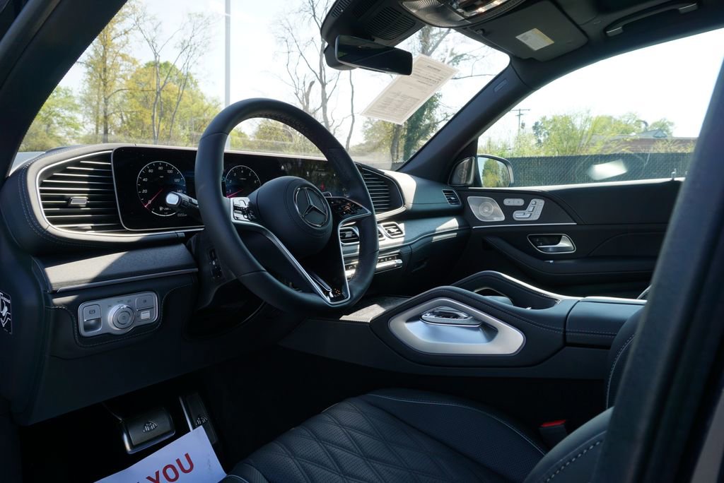 Certified 2025 Mercedes-Benz Maybach GLS 600 4MATIC image 21