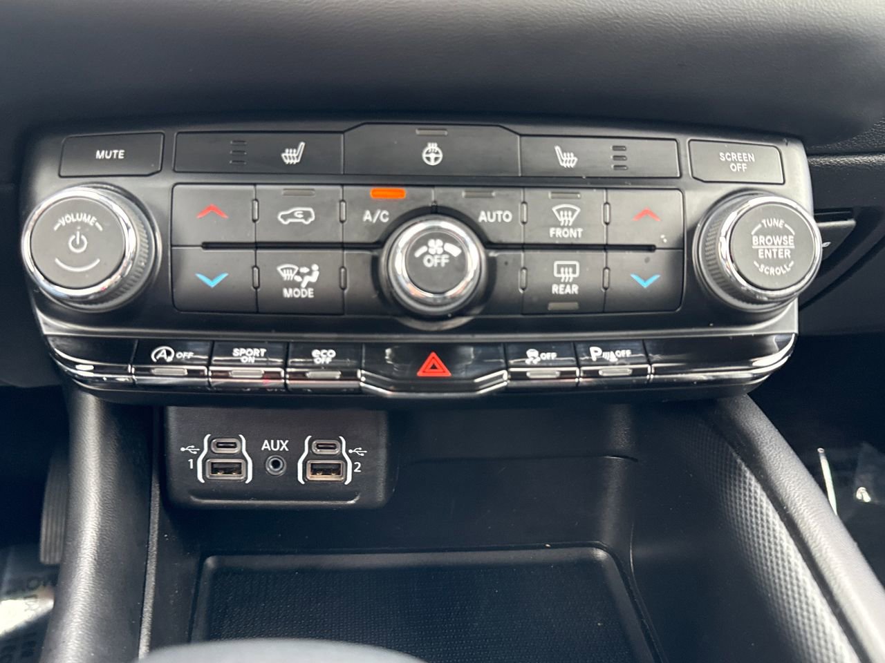 Used 2022 Dodge Durango GT image 21