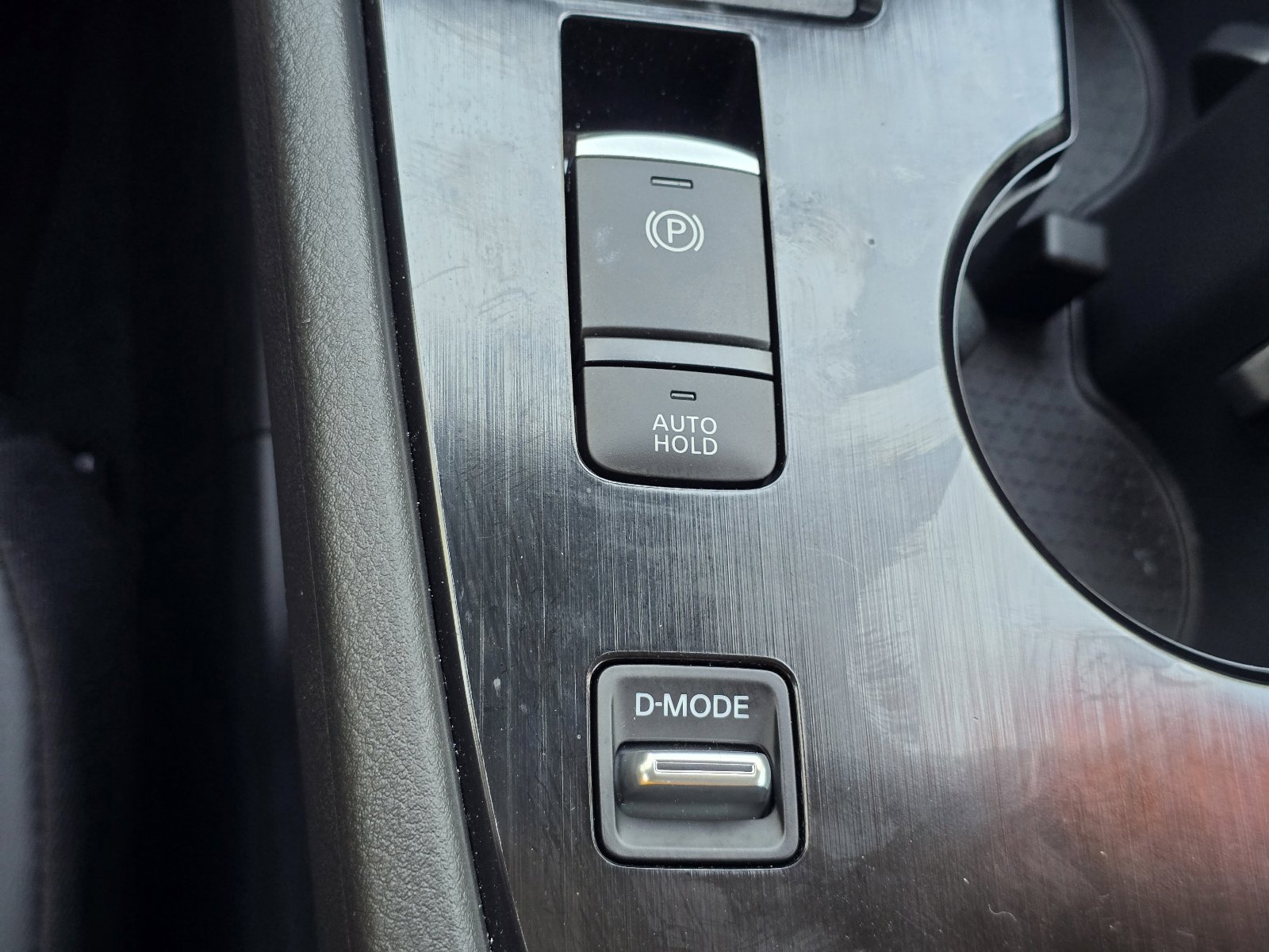 Certified 2025 Nissan Rogue SV w/ SV Premium Package FWD image 20