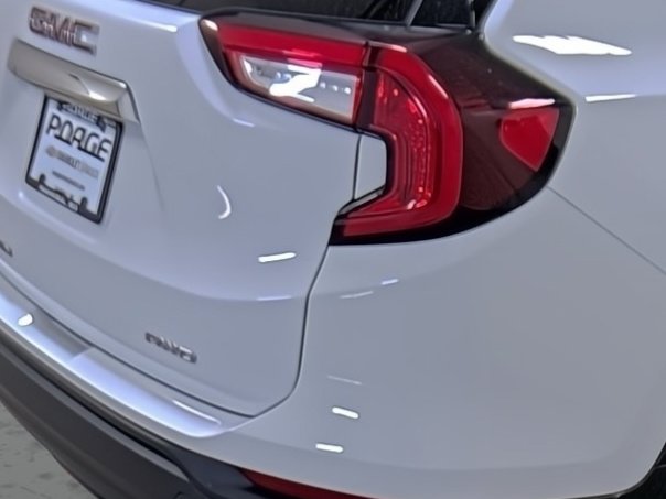 Used 2024 GMC Terrain SLE w/ Driver Convenience Package AWD/4WD image 13