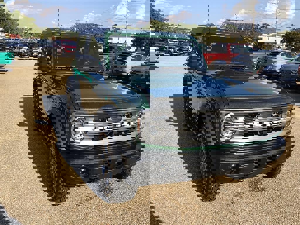 Used 2024 Ford Bronco Big Bend image 9