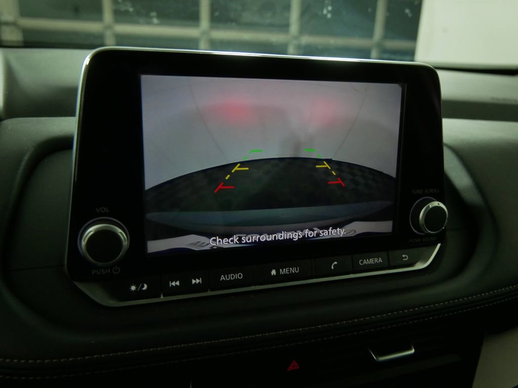 Used 2025 Nissan Rogue SV image 29