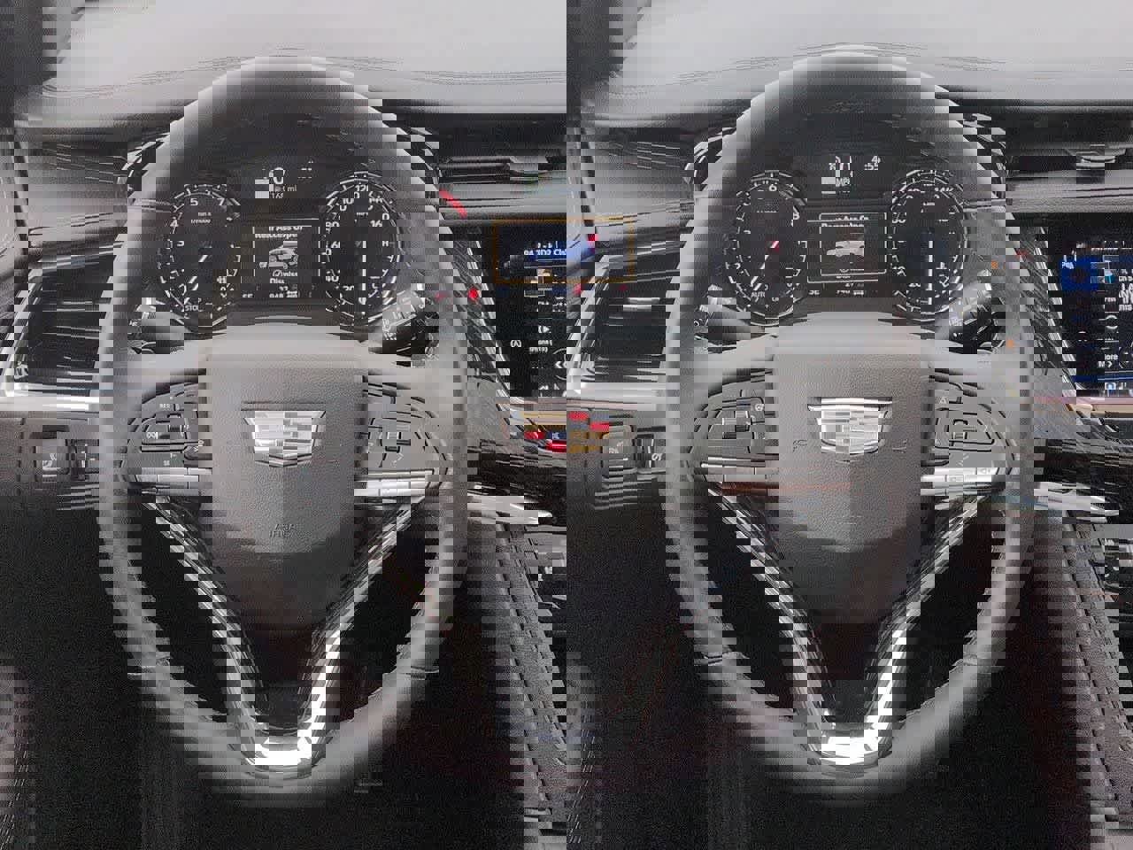 Used 2023 Cadillac XT6 Premium Luxury w/ LPO, Floor Liner Package image 25