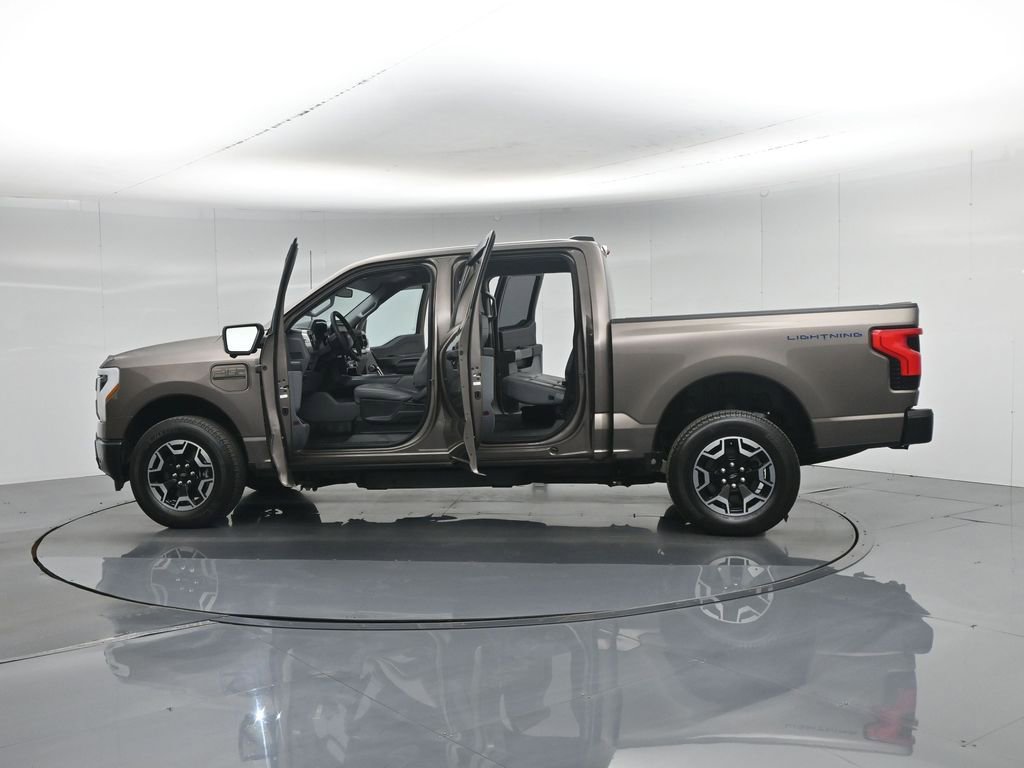 Used 2023 Ford F150 Lightning Pro w/ Tow Technology Package AWD/4WD image 37