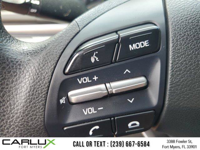 Used 2020 Hyundai Elantra SEL image 21