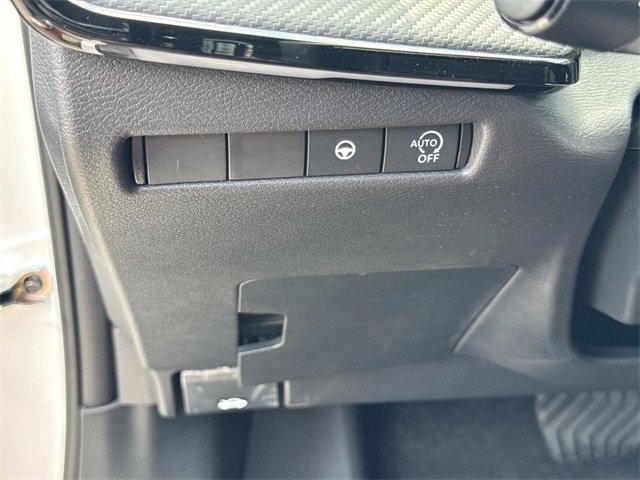 New 2025 Nissan Kicks SR image 23