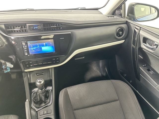 Used 2017 Toyota Corolla iM FWD image 24