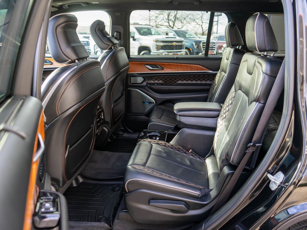 Used 2021 Jeep Grand Cherokee L Summit image 14