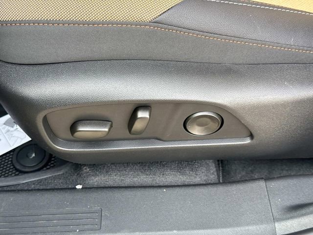 New 2026 Chevrolet Equinox ACTIV w/ Convenience Package III image 24