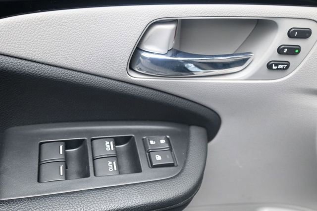 Used 2022 Honda Pilot Touring image 17