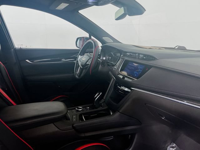 Used 2023 Cadillac XT5 Premium Luxury FWD image 9