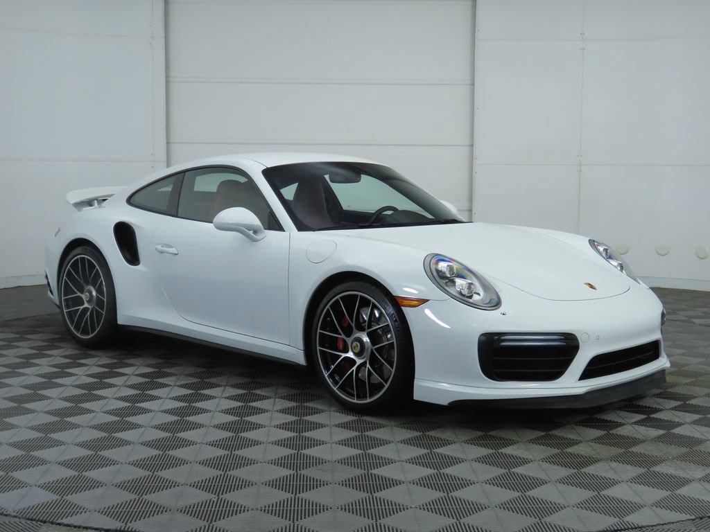 Used 2018 Porsche 911 Turbo image 3