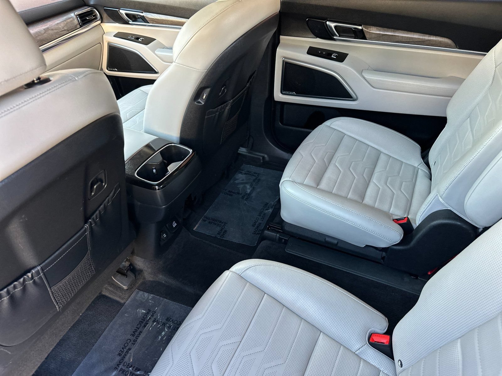 Used 2020 Kia Telluride SX w/ SX Prestige Package AWD/4WD image 14