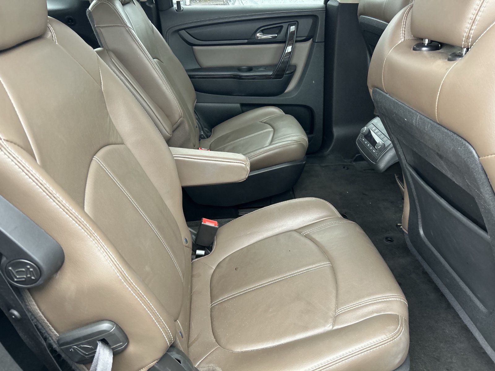 Used 2017 GMC Acadia Limited SLT AWD/4WD image 12