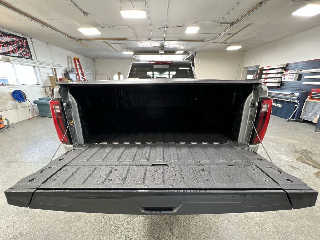 New 2026 GMC Sierra 3500 Denali w/ Denali Reserve Package image 27