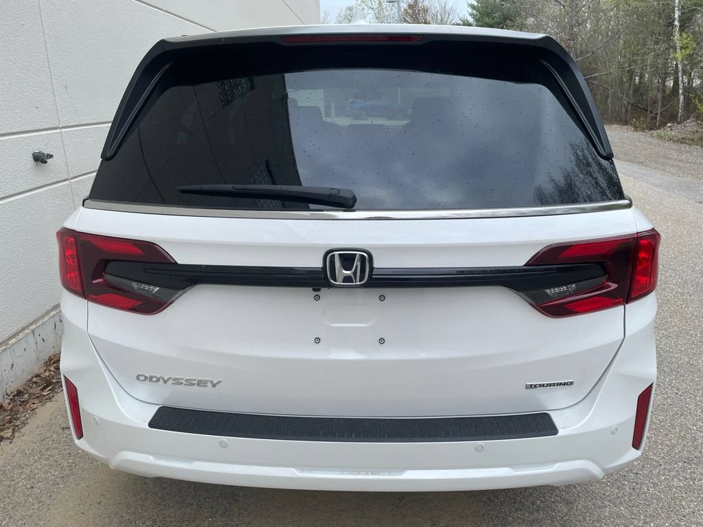 New 2026 Honda Odyssey Touring image 8