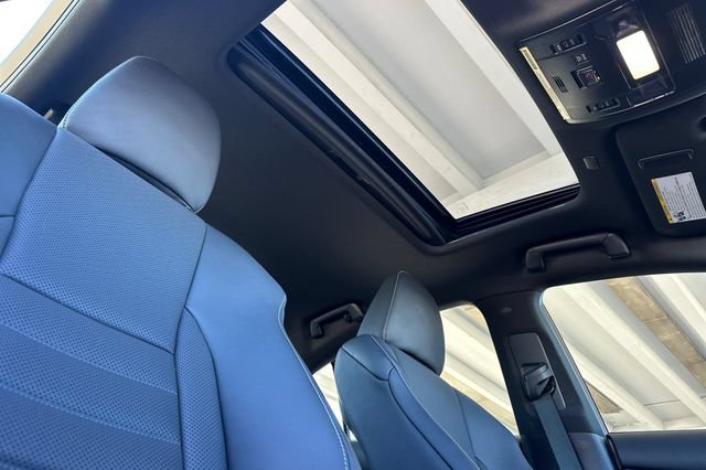 Used 2022 Lexus IS 350 F Sport w/ Navigation Package RWD image 19