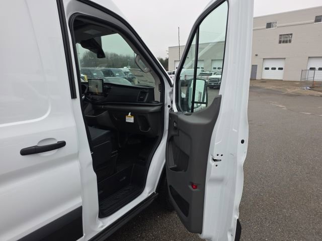 New 2026 Ford Transit 150 148 Medium Roof RWD image 27