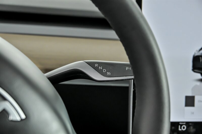 Used 2022 Tesla Model Y Performance AWD/4WD image 25