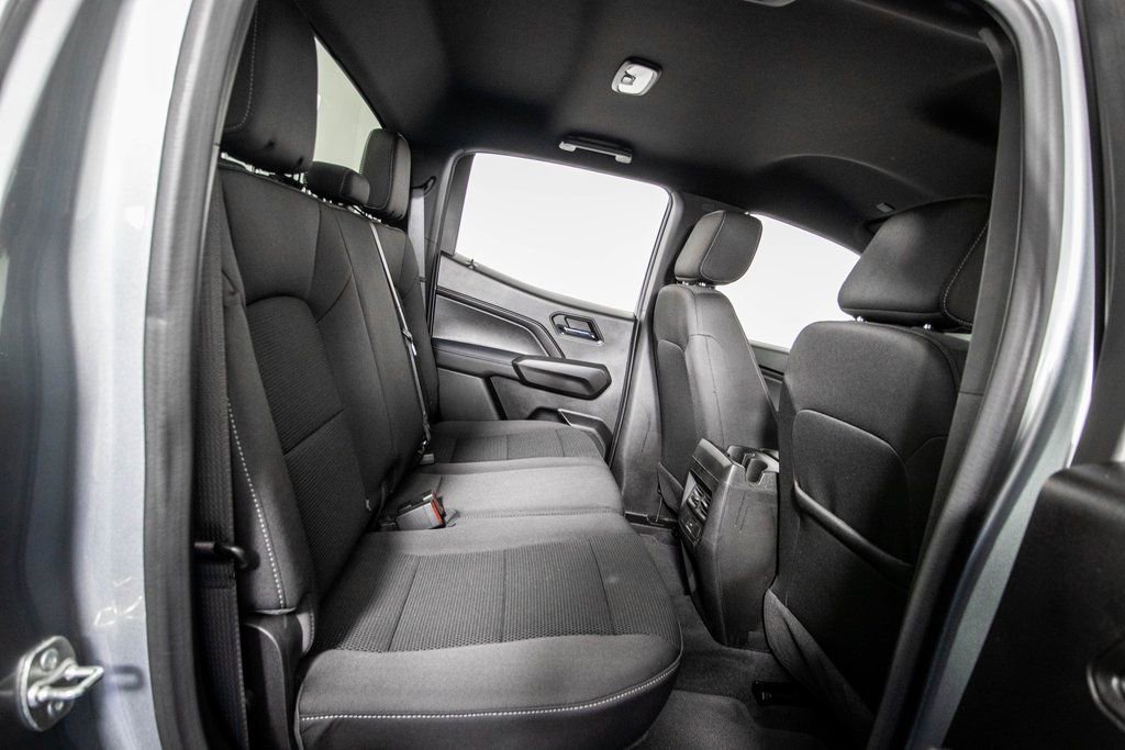 Used 2024 GMC Canyon Elevation image 12