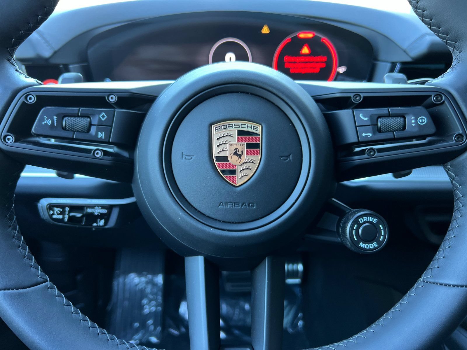New 2025 Porsche Cayenne S AWD/4WD image 24