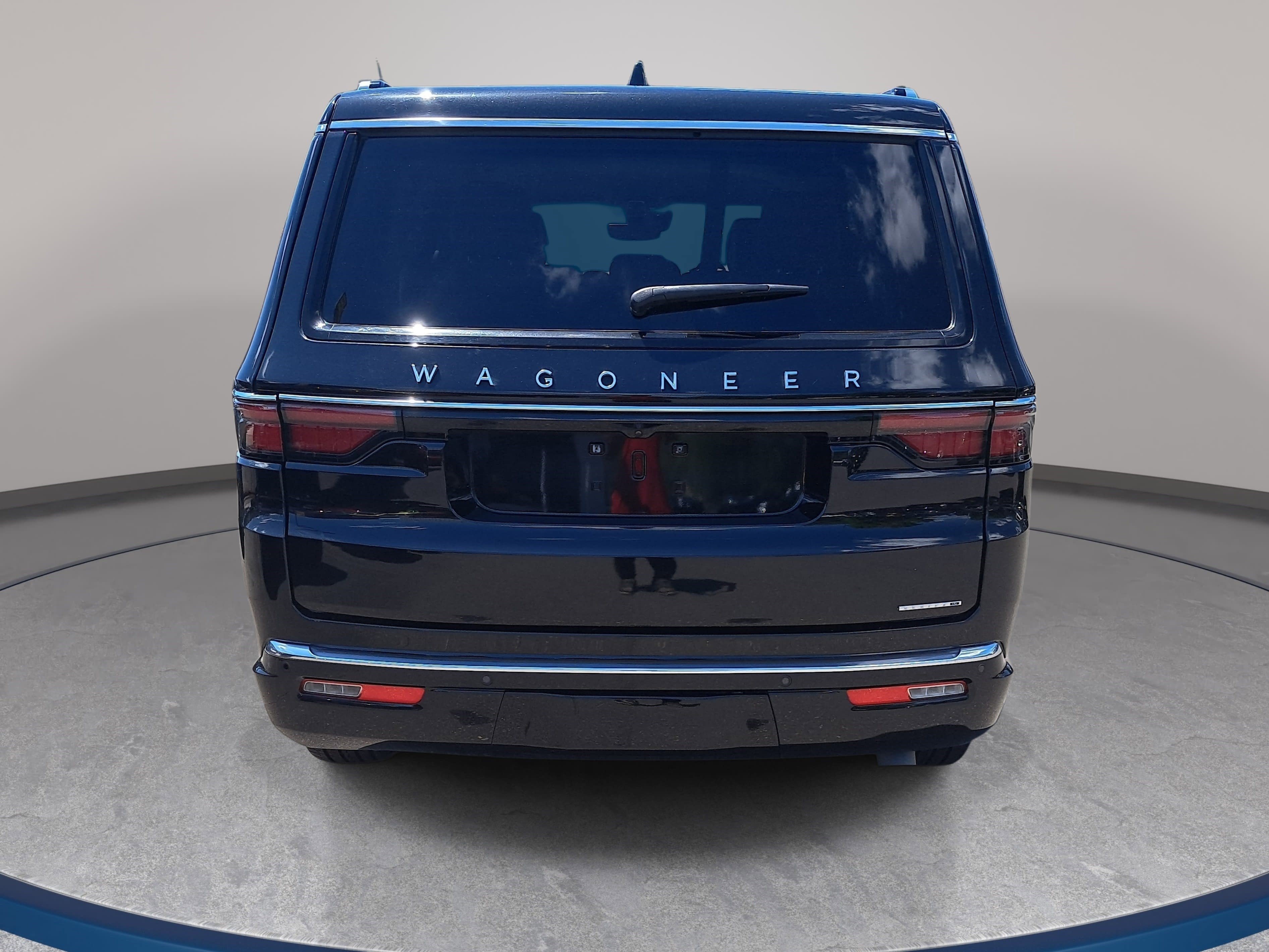 Used 2022 Jeep Wagoneer Series III AWD/4WD image 6
