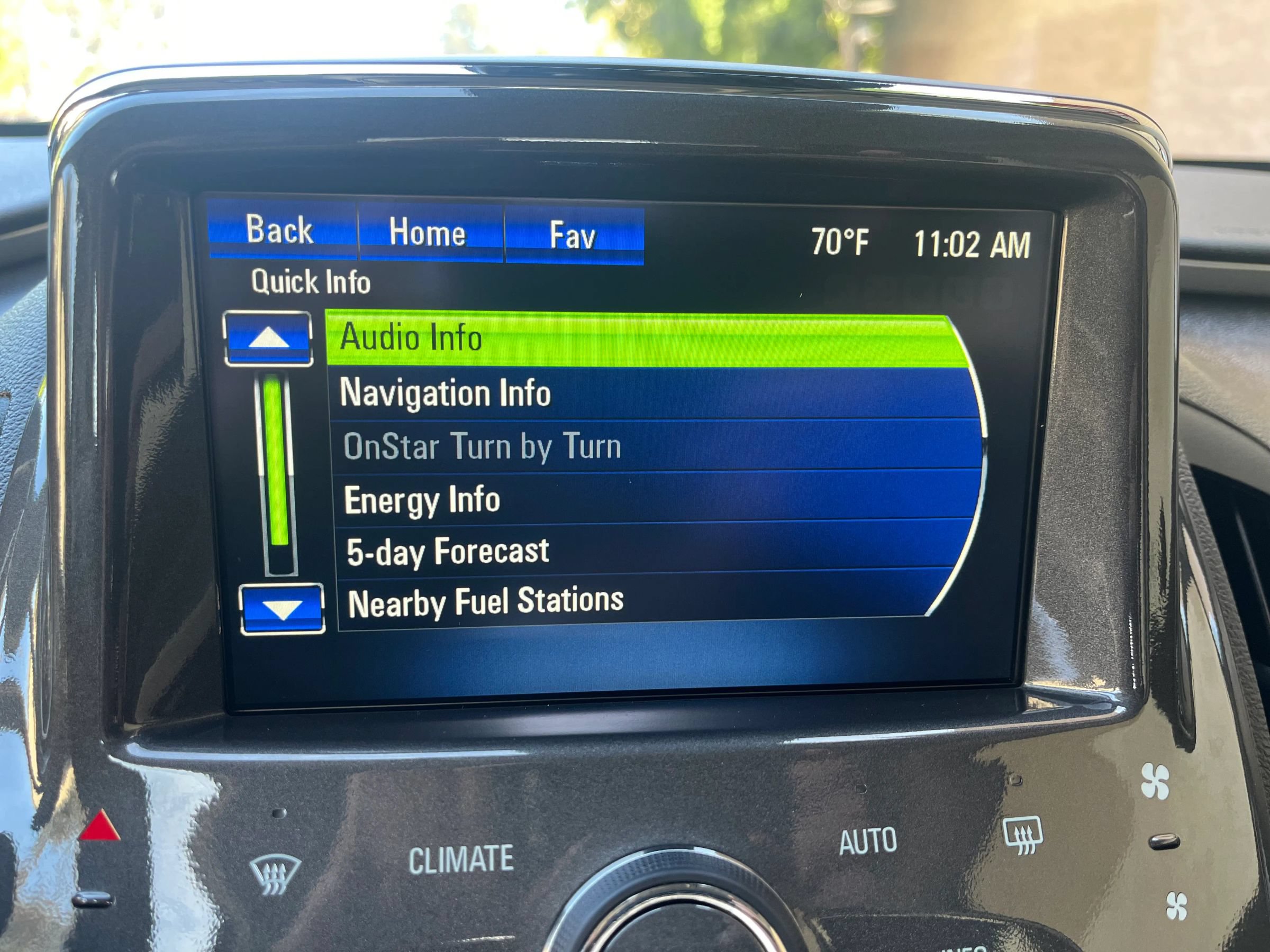 Used 2013 Chevrolet Volt Premium w/ Premium Trim Package FWD image 8
