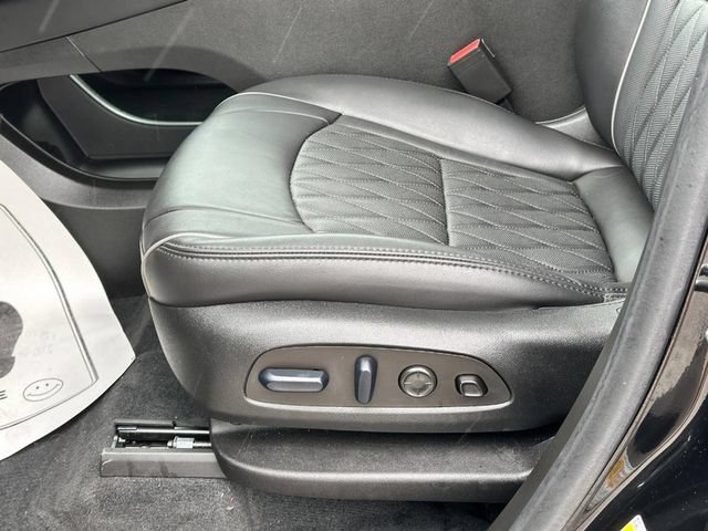 Used 2024 Buick Enclave Avenir w/ Avenir Technology Package AWD/4WD image 20