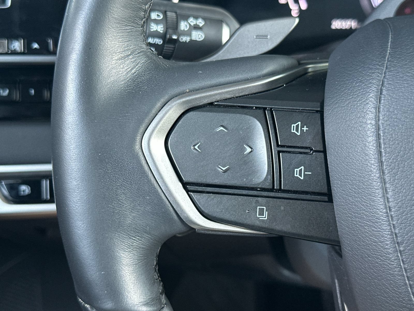Used 2023 Lexus RX 350 Premium Plus w/ Cold Area Package FWD image 25
