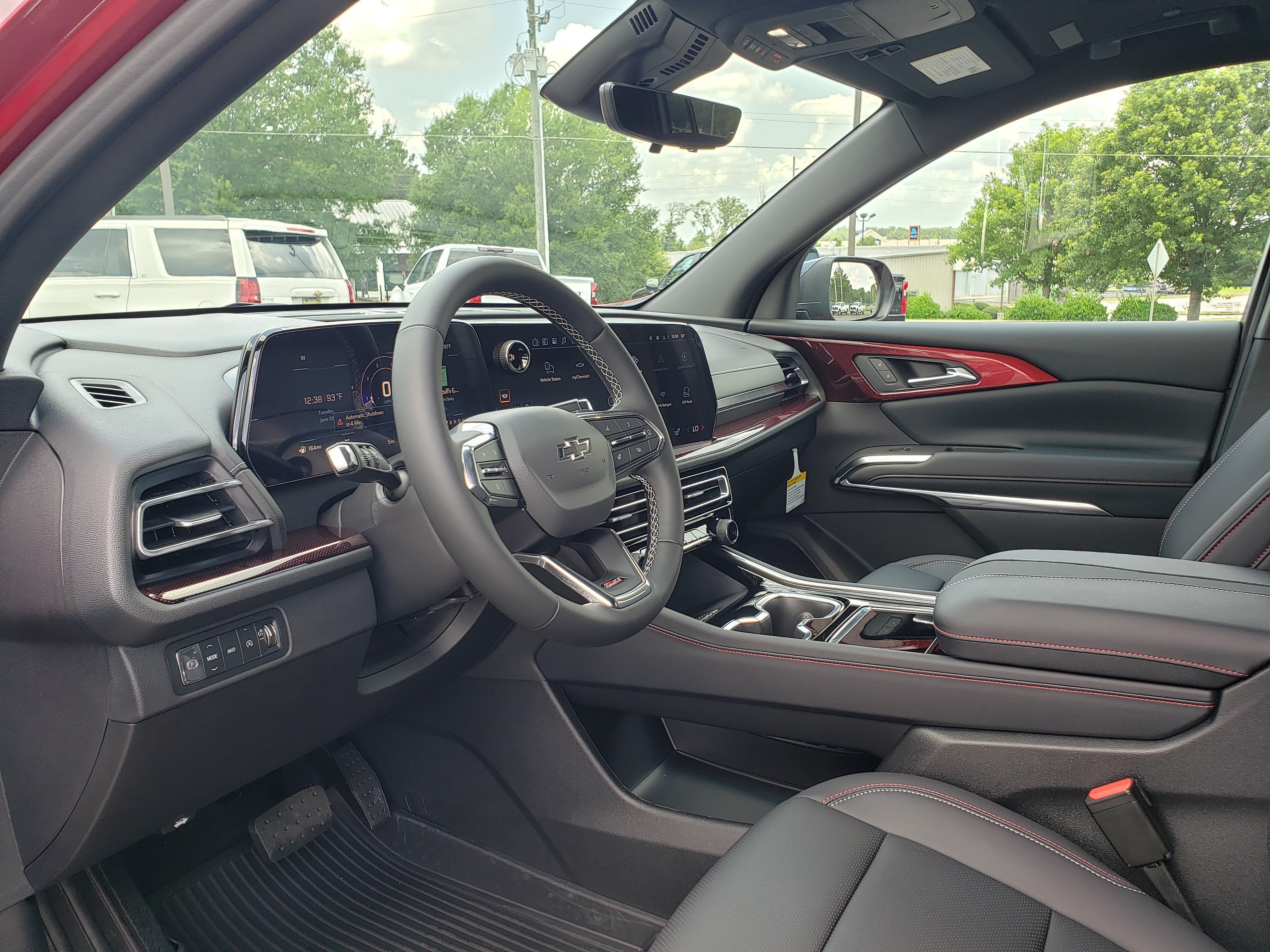 New 2026 Chevrolet Traverse Z71 w/ Driver Confidence Package AWD/4WD image 29