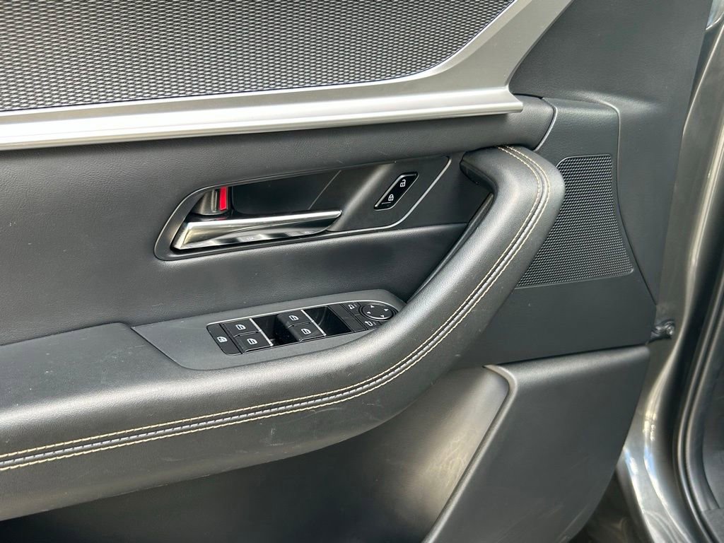 Used 2025 MAZDA CX-90 3.3 Turbo w/ Preferred Package image 16