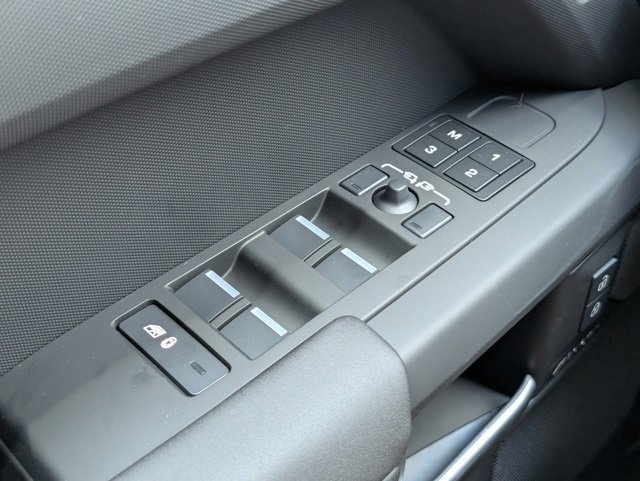 New 2025 Land Rover Defender 110 S image 23