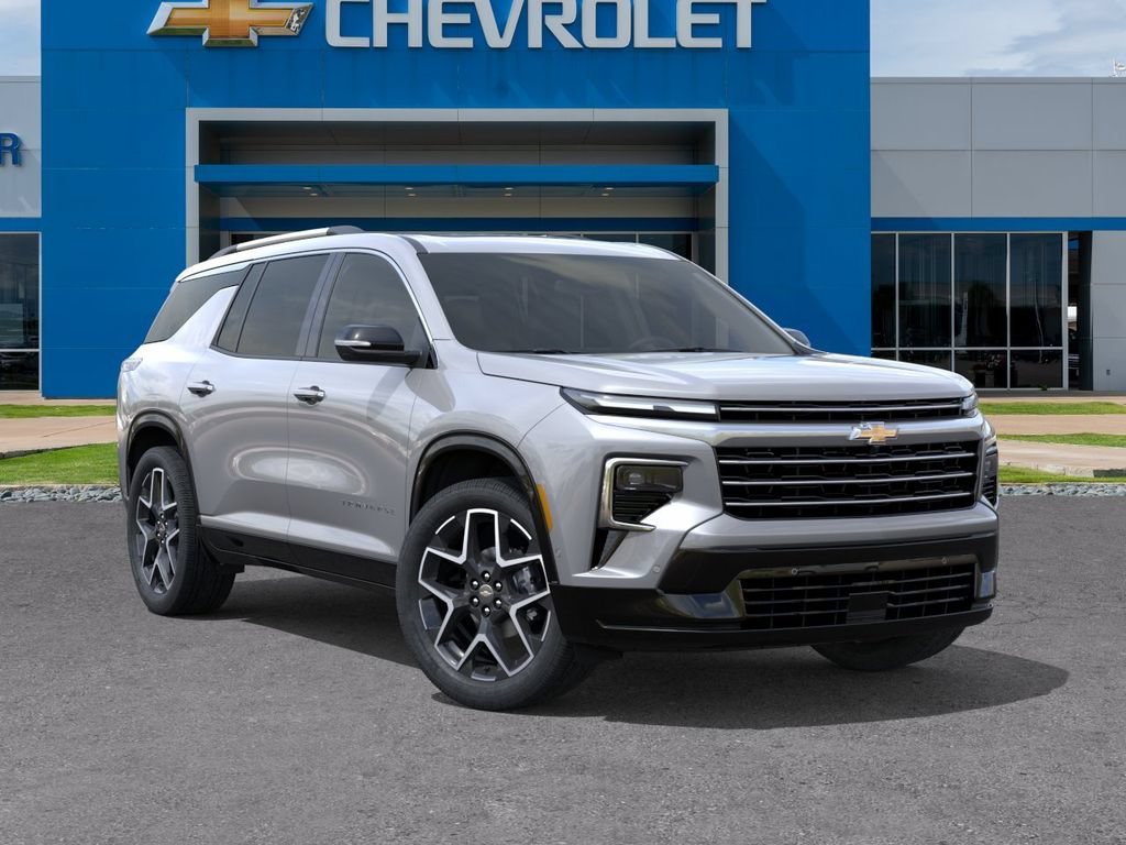 New 2026 Chevrolet Traverse High Country w/ LPO, Floor Liner Package AWD/4WD image 7