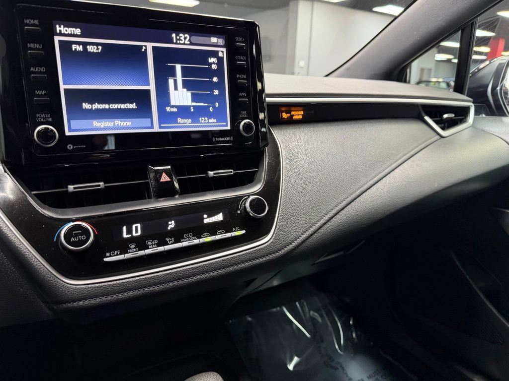 Used 2022 Toyota Corolla SE FWD image 25