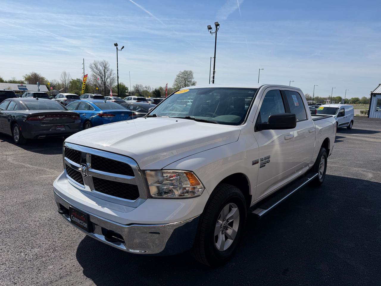 Used 2019 RAM 1500 Classic SLT w/ Protection Group AWD/4WD image 9
