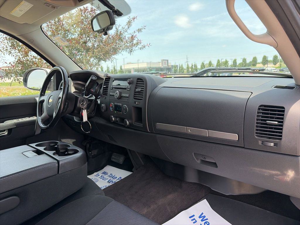 Used 2013 Chevrolet Silverado 1500 LT w/ All-Star Edition AWD/4WD image 28