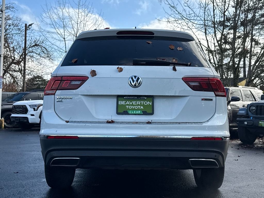 Used 2019 Volkswagen Tiguan SEL Premium w/ 3rd Row Seat Package image 4