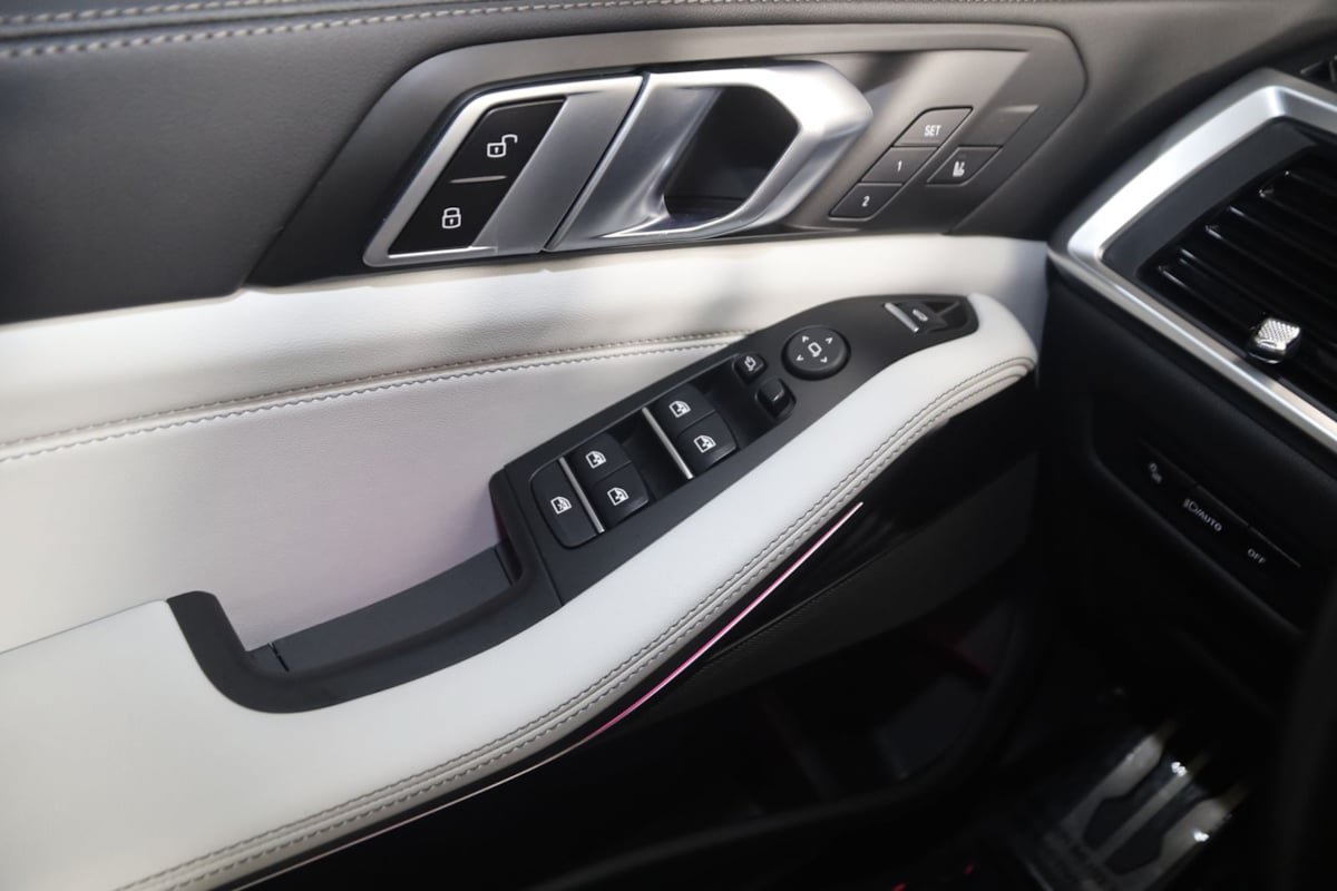 Used 2024 BMW X5 M60i w/ Executive Package AWD/4WD image 33