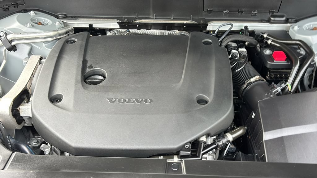 Certified 2026 Volvo XC90 B6 Plus AWD/4WD image 30