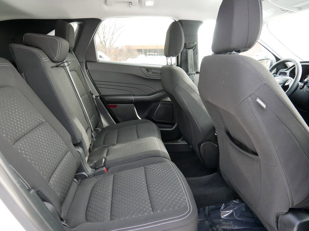 Certified 2023 Ford Escape Active image 9
