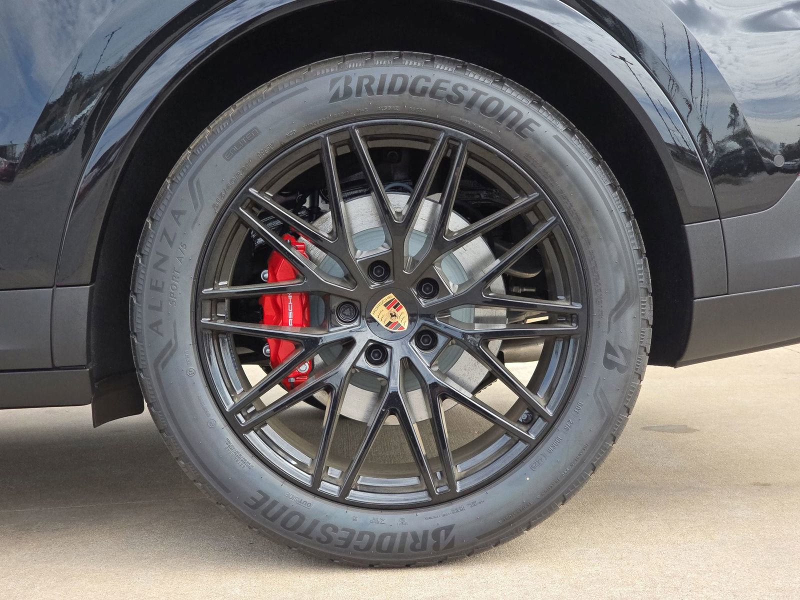 New 2026 Porsche Cayenne S image 29