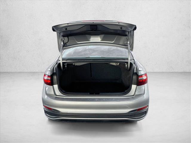 Used 2024 Volkswagen Jetta S image 27