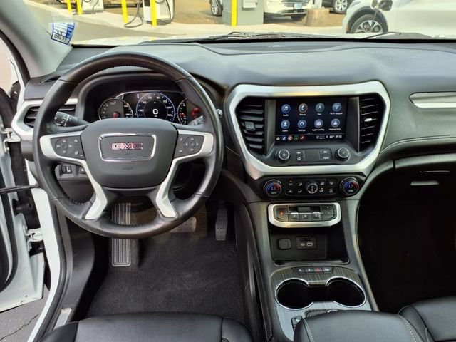 Used 2022 GMC Acadia SLT w/ Technology Package AWD/4WD image 17