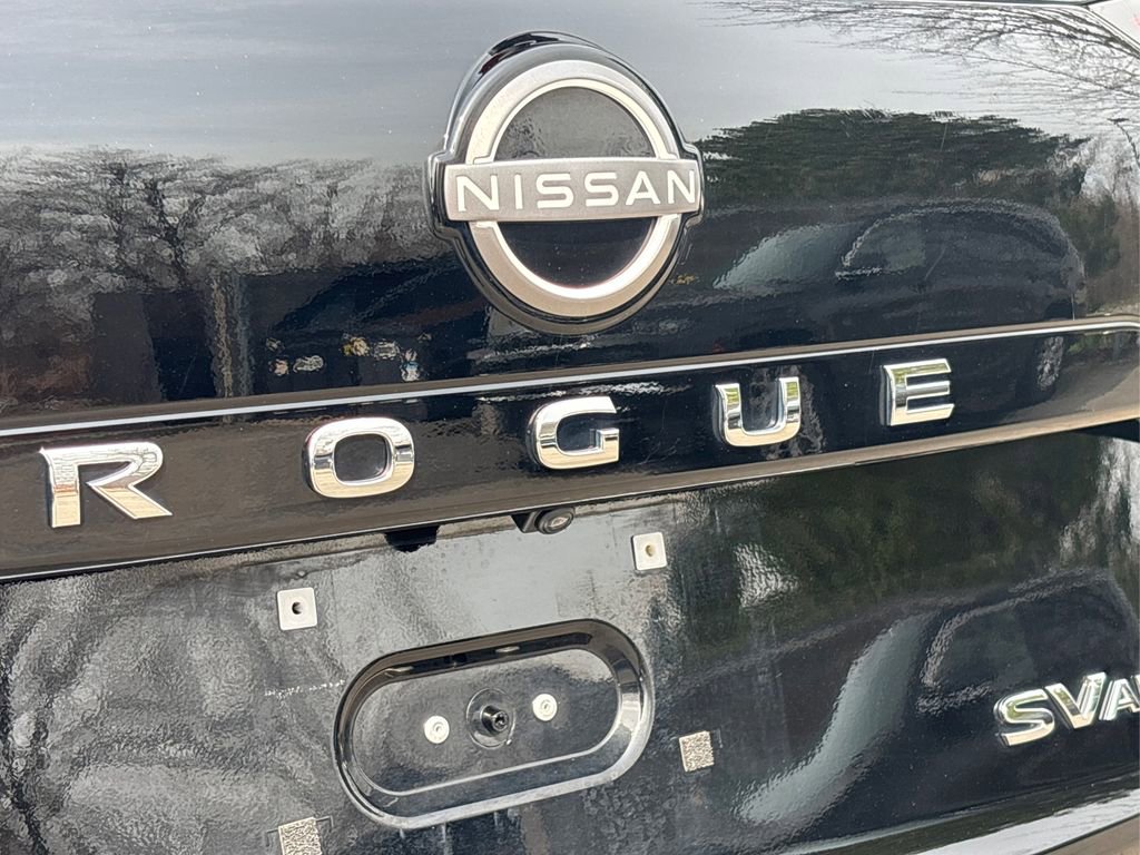 Used 2023 Nissan Rogue SV w/ SV Premium B Package AWD/4WD image 15